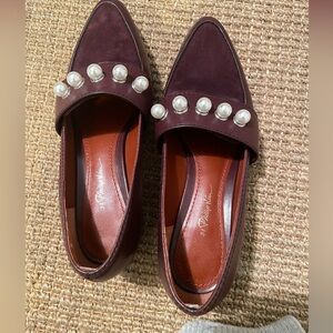 Women’s shoes size 37